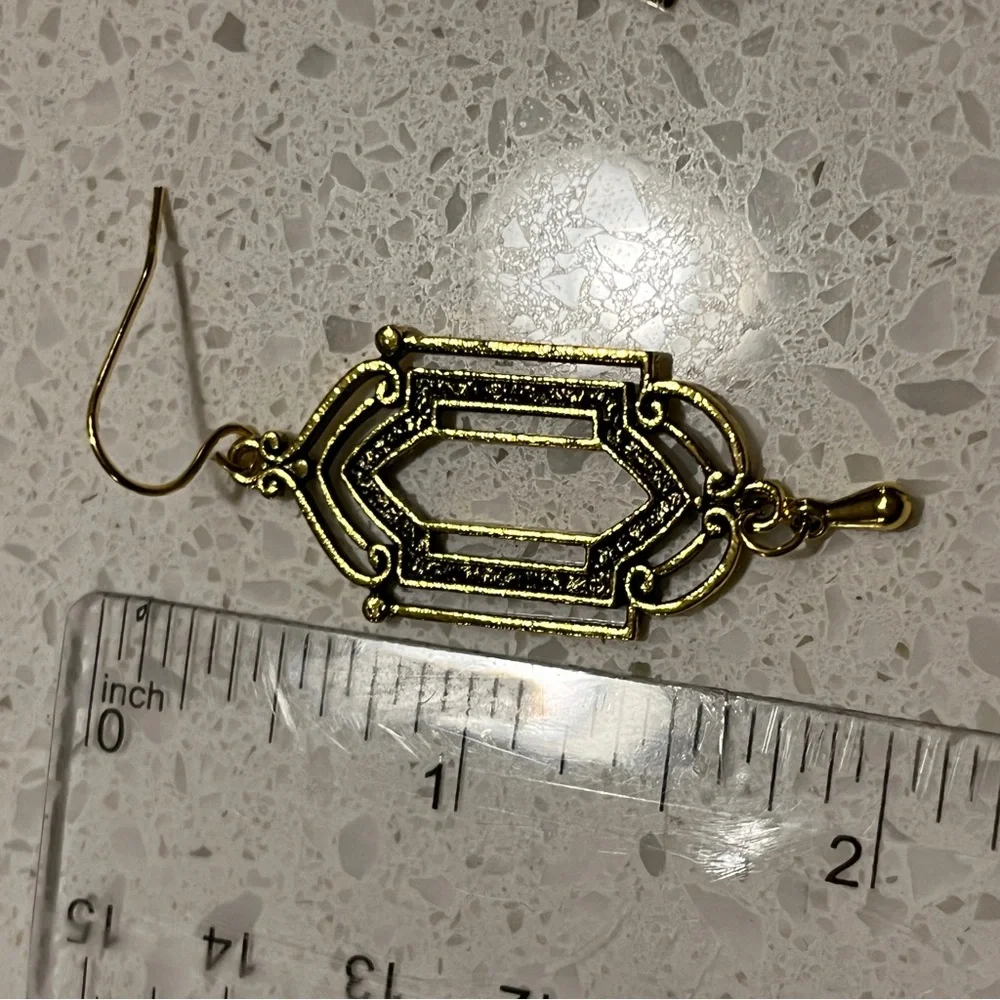 Vintage Bohemian Style dangle Earrings - Picture 7 of 9